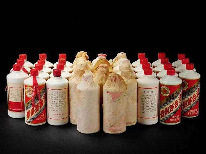 下陆老酒回收上门哪里回收(附近上门回收茅台酒）?